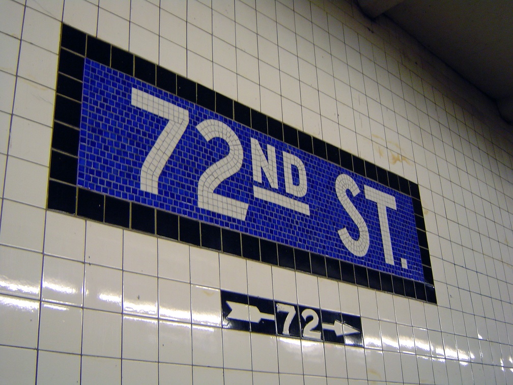 20050512 NYC Subway 72nd