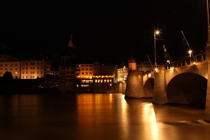 20120706 Mittlere Bruecke bei Nacht